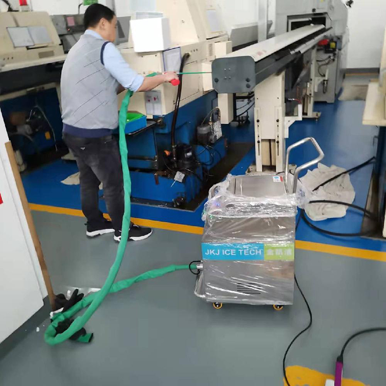 干冰清洗机清洗速度快吗